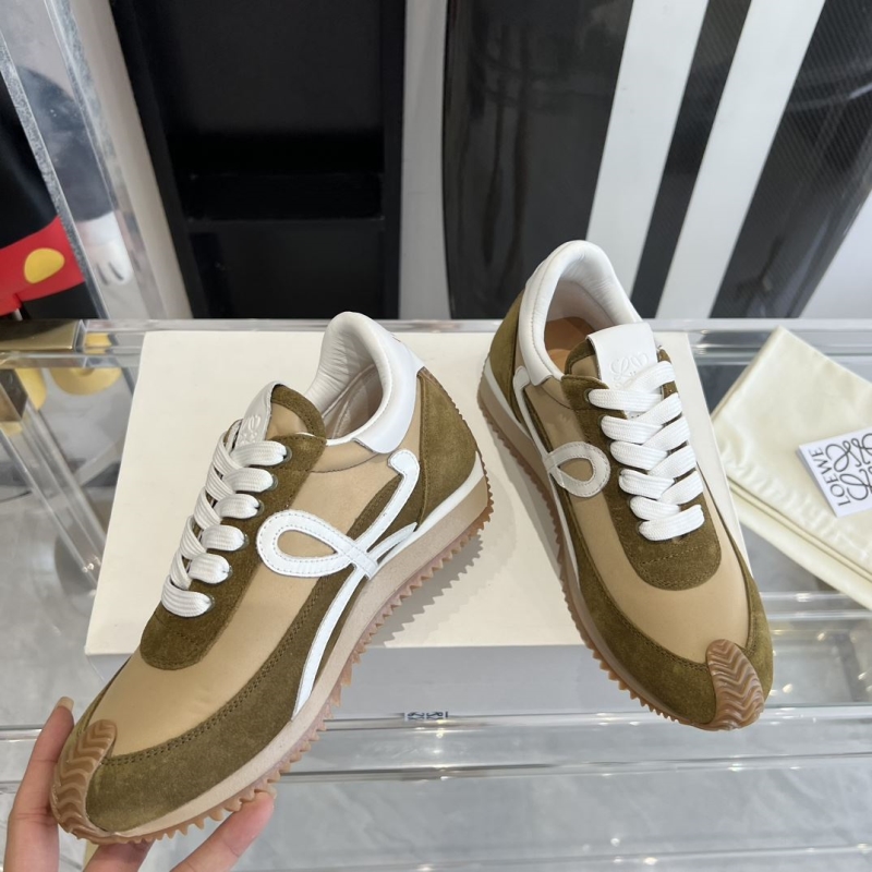 Loewe Sneakers